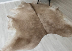 (Rare) Gris Tan Cowhide Rug (Size: 240 x 220 CM) CHR2409