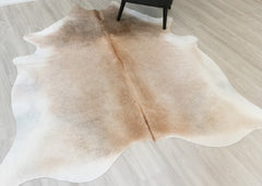 Beige And White Cowhide Rug (Size: 220 X 190 CM) CHR2356