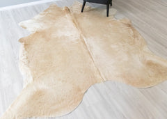 (Rare) Champagne Cowhide Rug (Size: 250 X 220 CM) CHR2375