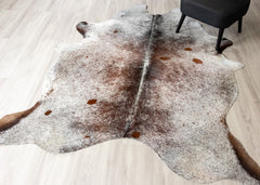 Salt Pepper Tri-Color Cowhide Rug (Size: 240 x 180 CM)
