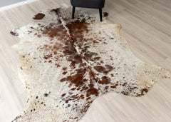 Salt Pepper Tri-Color Cowhide Rug (Size: 230 x 190 CM)