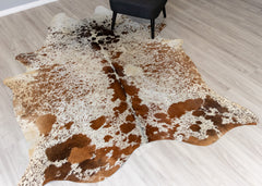 Salt Pepper Tri-Color Cowhide Rug (Size: 230 x 190 CM)