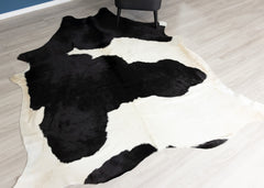 Black And White Cowhide Rug (Size: 240 x 210 CM)
