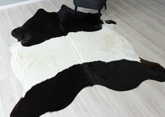 Black And White Cowhide Rug (Size: 230 x 200 CM)