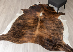 Dark White Spine Belly Brindle Cowhide Rug (Size: 220 x 200 CM)