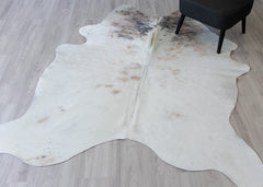 Salt Pepper Tri-Color Cowhide Rug (Size: 220 X 180 CM)