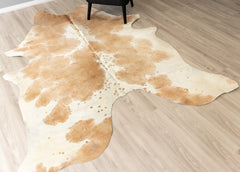 Beige And White Cowhide Rug (Size: 230 X 200 CM)