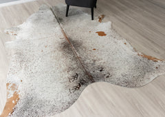 Salt Pepper Tri-Color Cowhide Rug (Size: 240 X 220 CM)