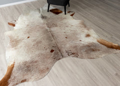 Salt Pepper Tri-Color Cowhide Rug (Size: 240 X 210 CM)