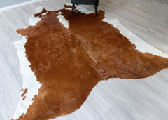 Hereford Brown And White Cowhide Rug (Size: 270 x 220 CM) CHR1919