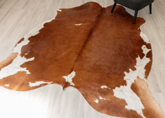 Brown And White Cowhide Rug (Size: 230 X 210 CM) CHR1916