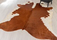 Hereford Brown And White Cowhide Rug (Size: 270 x 220 CM) CHR1936