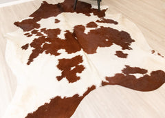 Brown And White Cowhide Rug (Size: 280 X 210 CM) CHR2218