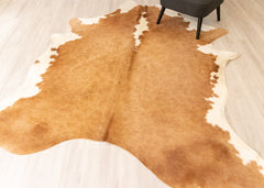 Hereford Brown And White Cowhide Rug (Size: 250 x 220 CM) CHR2223
