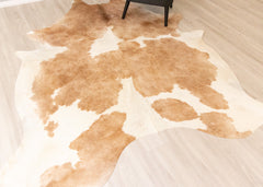 Beige And White Cowhide Rug (Size: 250 X 210 CM) CHR2224