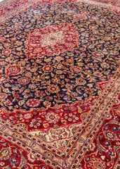 Vintage Isfahan Hand-Knotted Wool Persian Rug (Size: 285 X 390 CM)