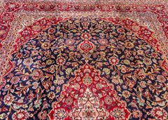 Vintage Isfahan Hand-Knotted Wool Persian Rug (Size: 285 X 390 CM)