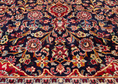 Vintage Isfahan Hand-Knotted Wool Persian Rug (Size: 285 X 390 CM)