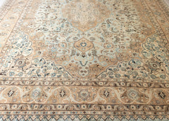 Vintage Nain Hand-Knotted Wool Persian Rug (Size: 300 X 390 CM)