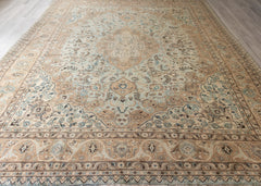Vintage Nain Hand-Knotted Wool Persian Rug (Size: 300 X 390 CM)