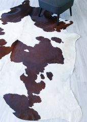 Brown And White Cowhide Rug (Size: 280 X 210 CM) CHR2162