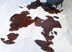 Brown And White Cowhide Rug (Size: 280 X 210 CM) CHR2162
