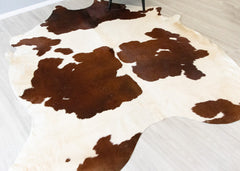 Brown And White Cowhide Rug (Size: 270 X 230 CM) CHR2161