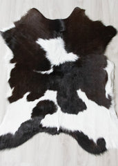 Calfskin - Black/White (Size: 110 X 90 CM) CS615