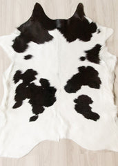 Calfskin - Black/White (Size: 110 X 90 CM) CS633