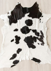 Calfskin - Black/White (Size: 100 X 100 CM) CS639