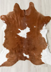 Calfskin - Brown/White (Size: 100 X 100 CM) CS641