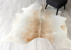 Beige And White Cowhide Rug (Size: 220 X 170 CM)