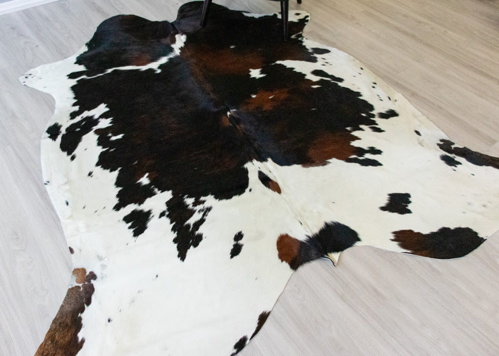tricolor cowskin rug