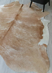(Rare) Palomino Cowhide Rug (Size: 250 X 220 CM) CHR2455