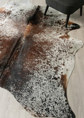 (Rare) Salt Pepper Tri-Color Cowhide Rug (Size: 230 X 190 CM) CHR2437