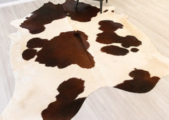 Brown And White Cowhide Rug (Size: 260 X 210 CM) CHR2160