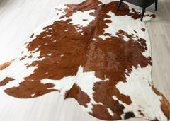 Brown And White Cowhide Rug (Size: 240 X 210 CM) CHR2640