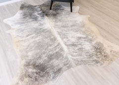 (Rare) Grey Brindle Cowhide Rug (Size: 240 X 190 CM) CHR2076