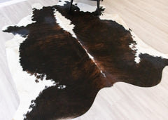 Dark White Spine Belly Brindle Cowhide Rug (Size: 230 X 200 CM) CHR2083