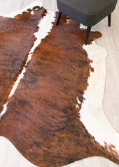 Medium White Spine Belly Brindle Cowhide Rug (Size: 210 X 200 CM) CHR2086