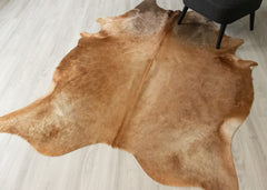 (Rare) Palomino Cowhide Rug (Size: 220 X 170 CM) CHR2526