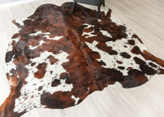 Exotic Tricolor Cowhide Rug (Size: 240 X 210 CM) CHR2611