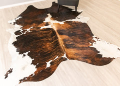 Exotic Tricolor Cowhide Rug (Size: 260 X 210 CM) CHR2234