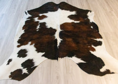 Exotic Tricolor Cowhide Rug (Size: 180 X 180 CM)