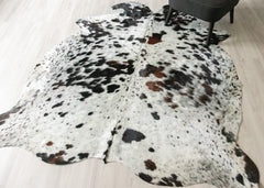Exotic Tricolor Cowhide Rug (Size: 220 X 190 CM) CHR2632