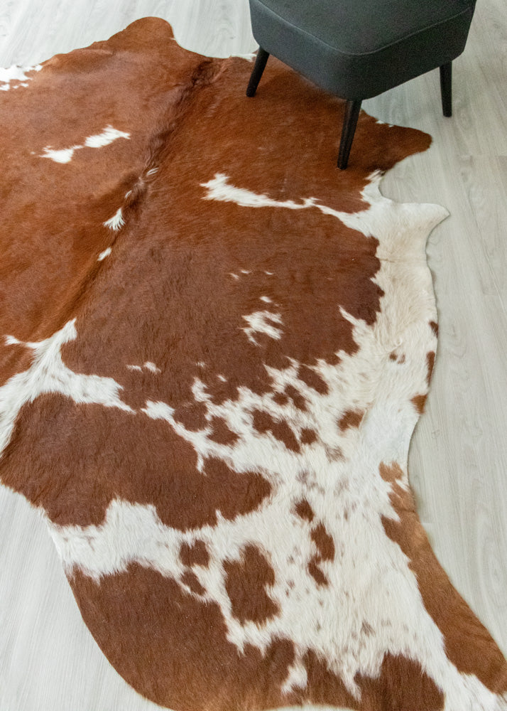 extra large cowhide rug