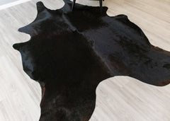 Natural Black Cowhide Rug (Size: 240 X 200 CM) CHR1862