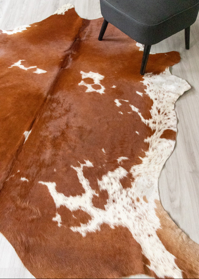 extra large cowhide rug