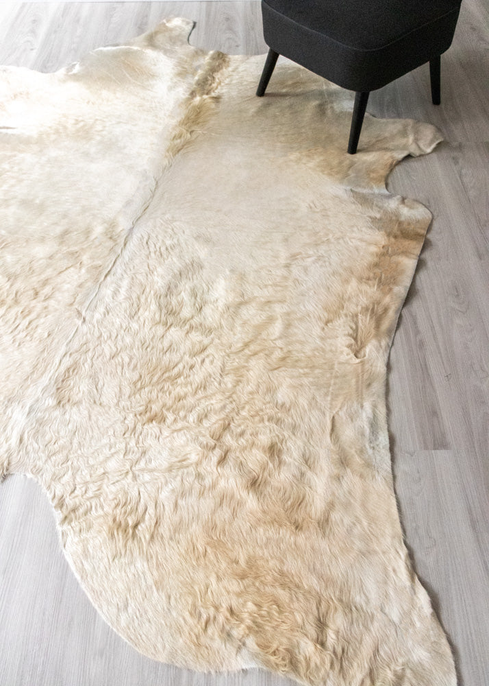 extra large cowhide rug