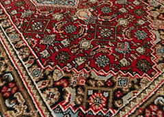 Oriental Agra Hand-Knotted Wool Mahi Hallway Runner Rug – 84 x 200 cm